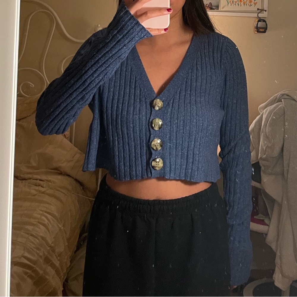 dark blue cropped sweater